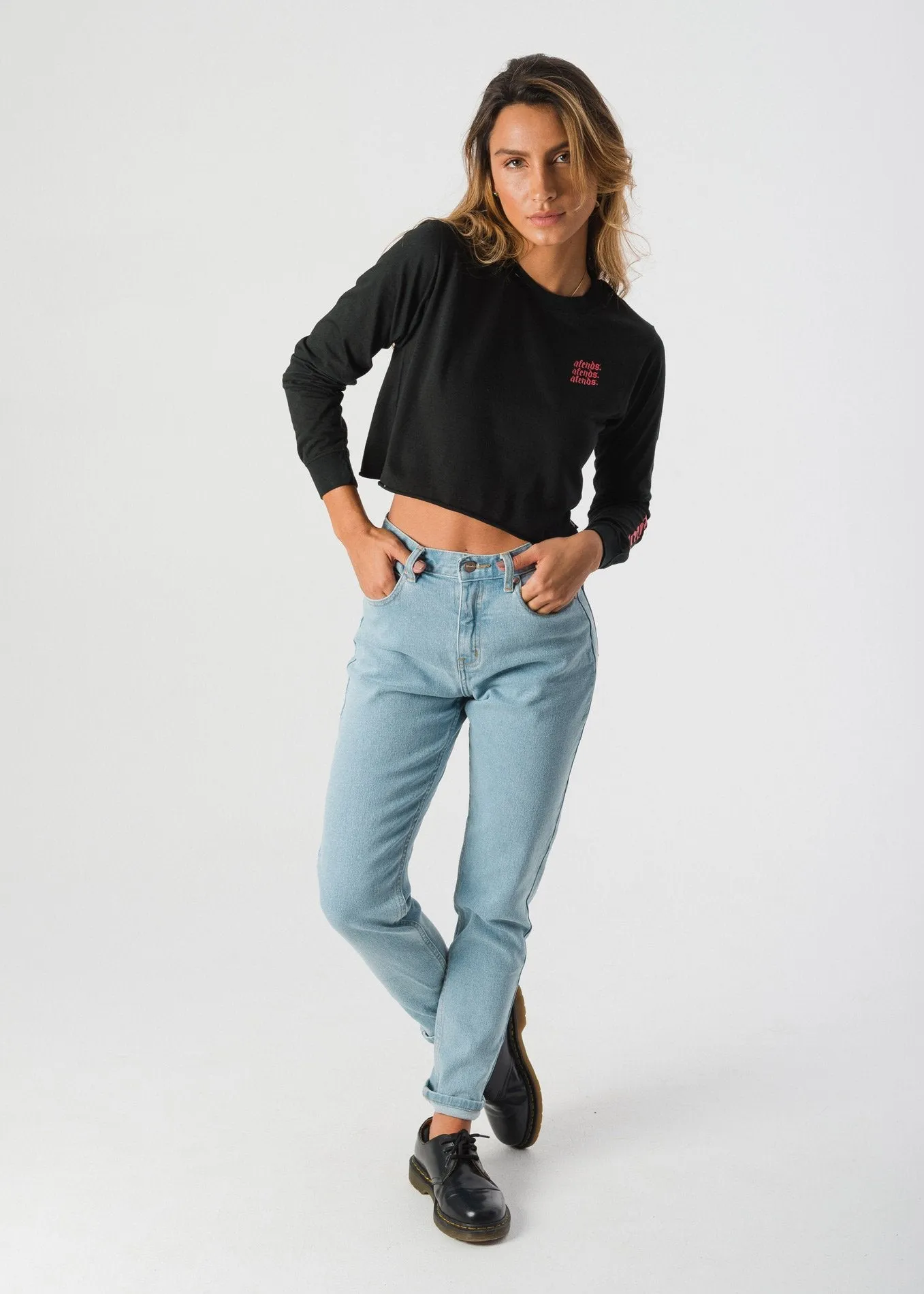 Afends Womens Pentagram - Long Sleeve Crop Tee