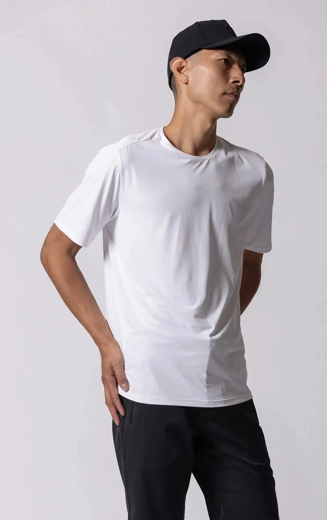 ASTY PERFORMANCE TEE