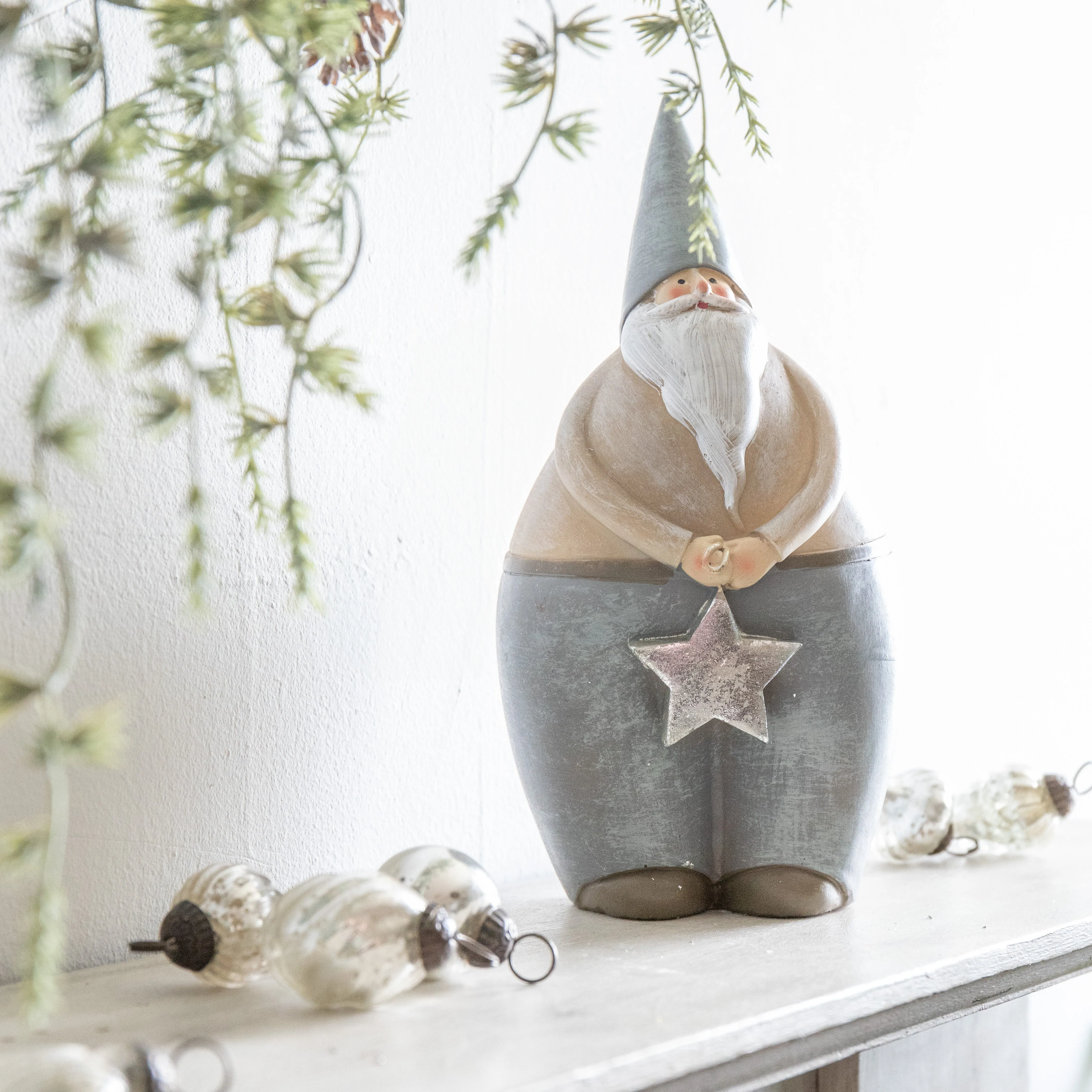 Beige Ceramic Santa - 2 Styles