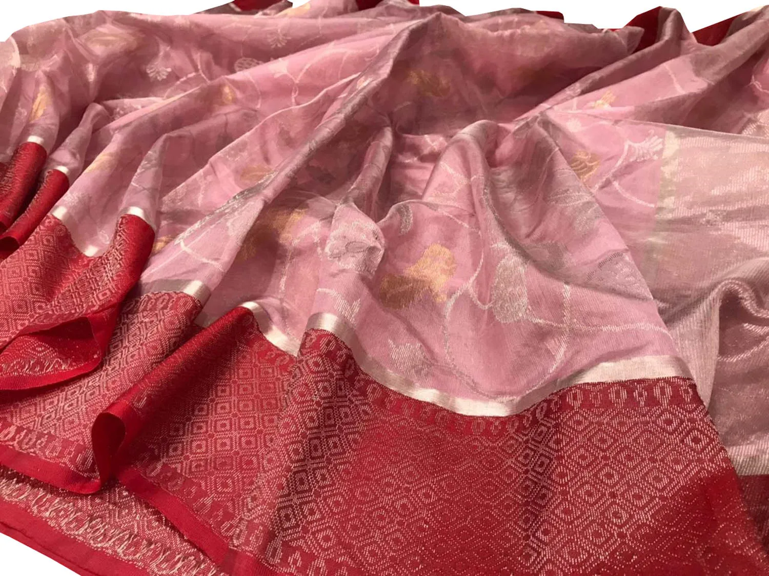 Elegant Pink Chanderi Handloom Silk Saree: A Timeless Classic