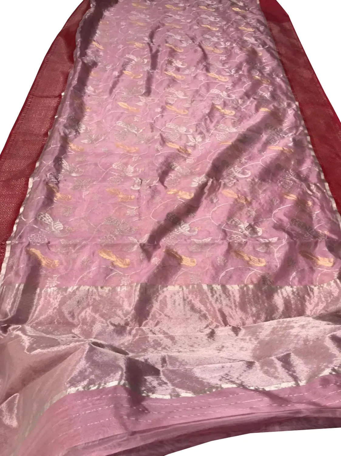 Elegant Pink Chanderi Handloom Silk Saree: A Timeless Classic