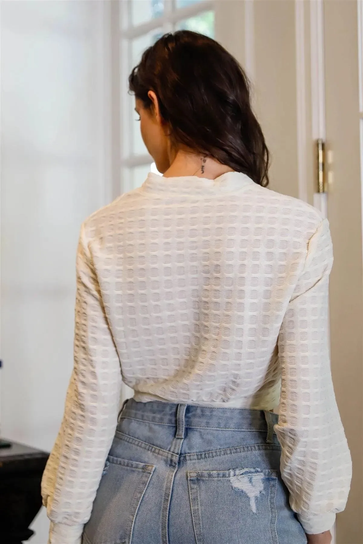 Ivory Textured Pearl & Crystal Button Up Detail Crop Top /2-2-2
