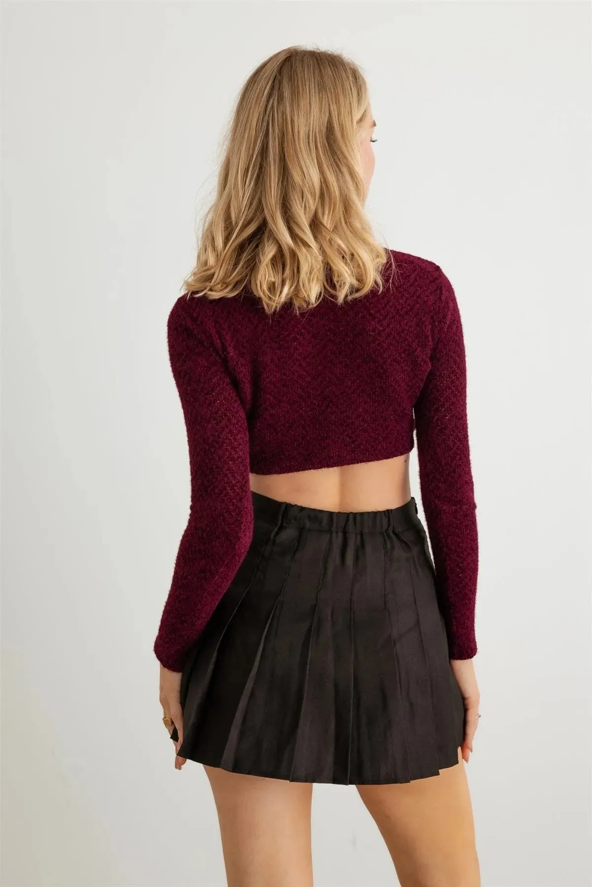 Knit Long Sleeve Twist Front Crop Top