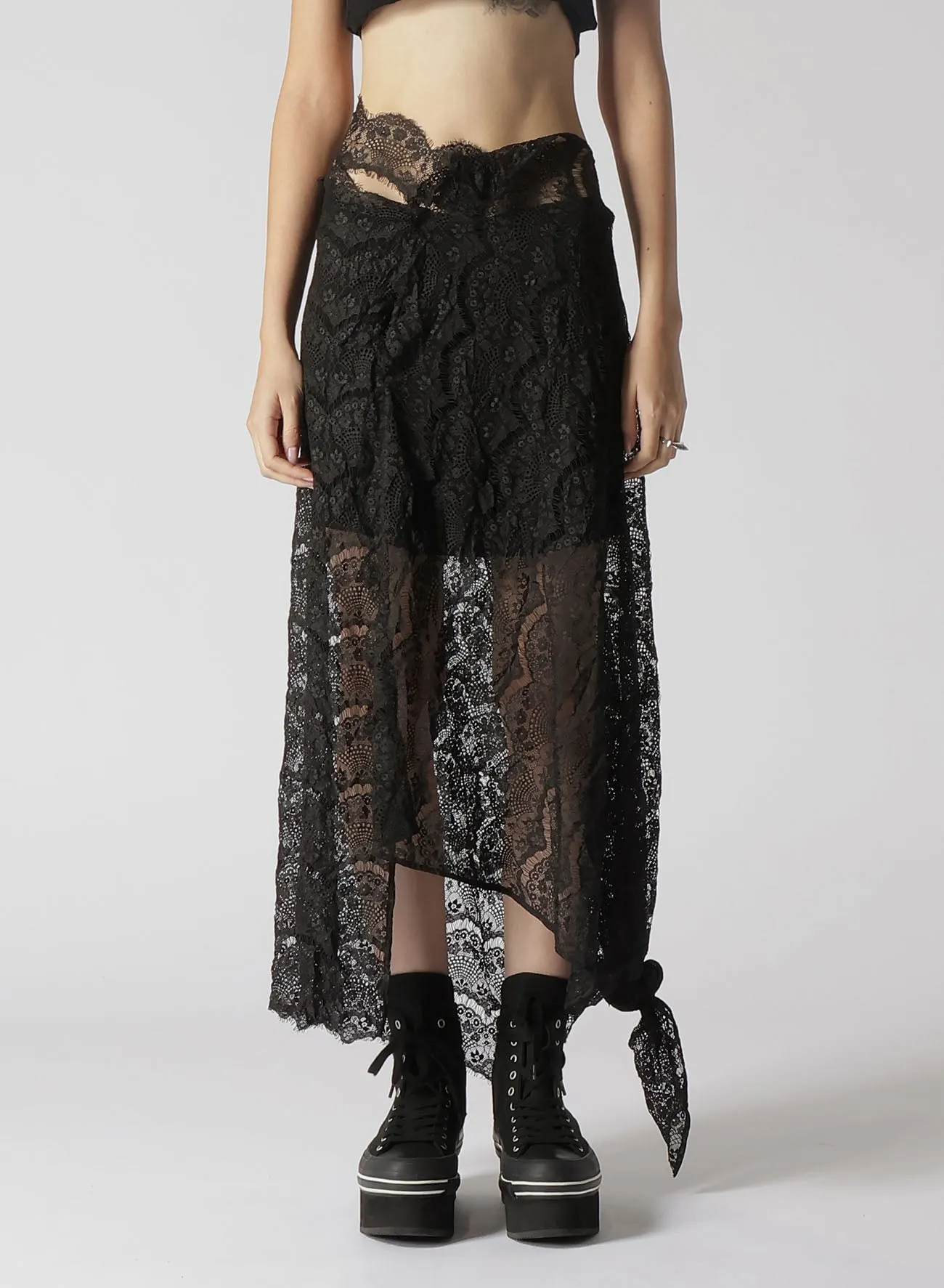 LAWN   SATIN SCALLOP SKIRT