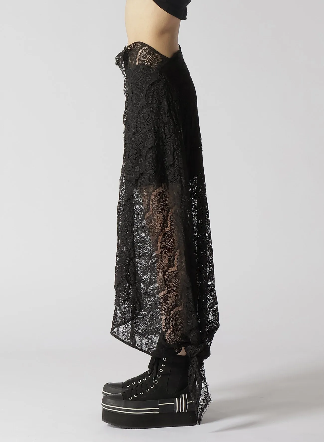 LAWN   SATIN SCALLOP SKIRT