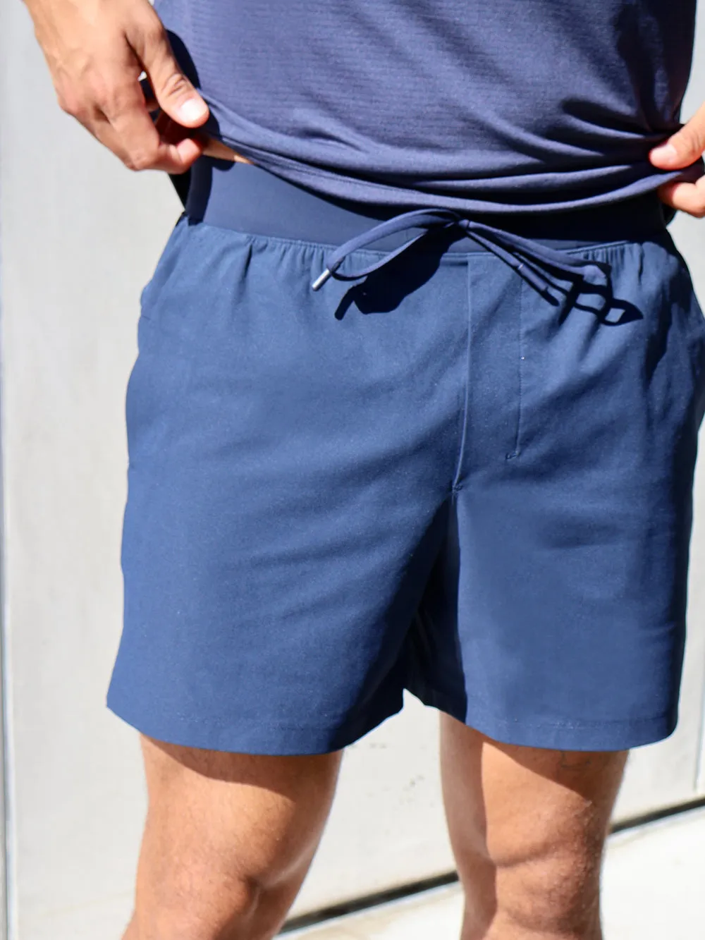 LULULEMON TRUE NAVY ZEREOED IN SHORT 5" LL