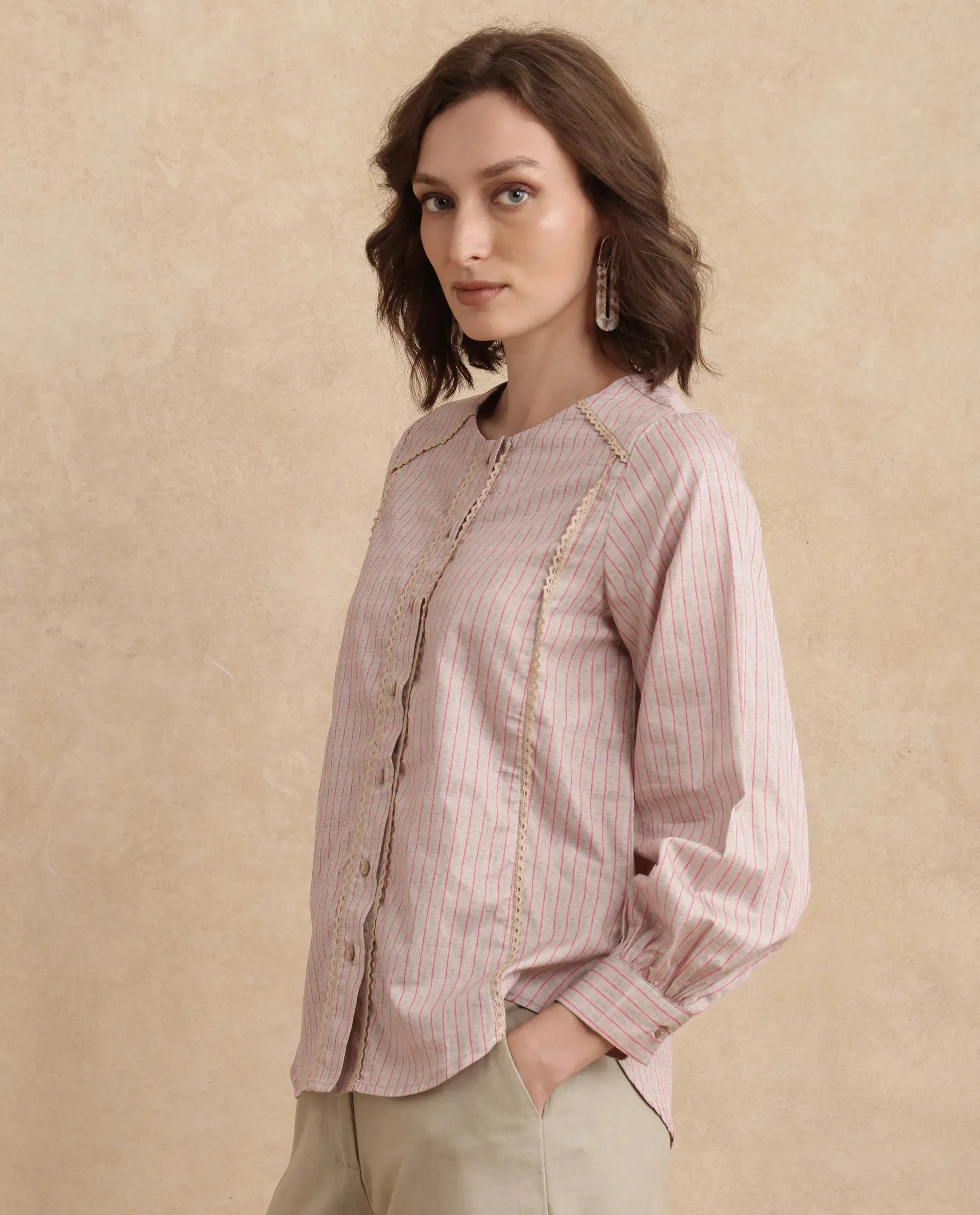 Rareism Women Fotopo Light Pink Bishop Sleeves Mandarin Collar Regular Fit Flannel Print Shirt