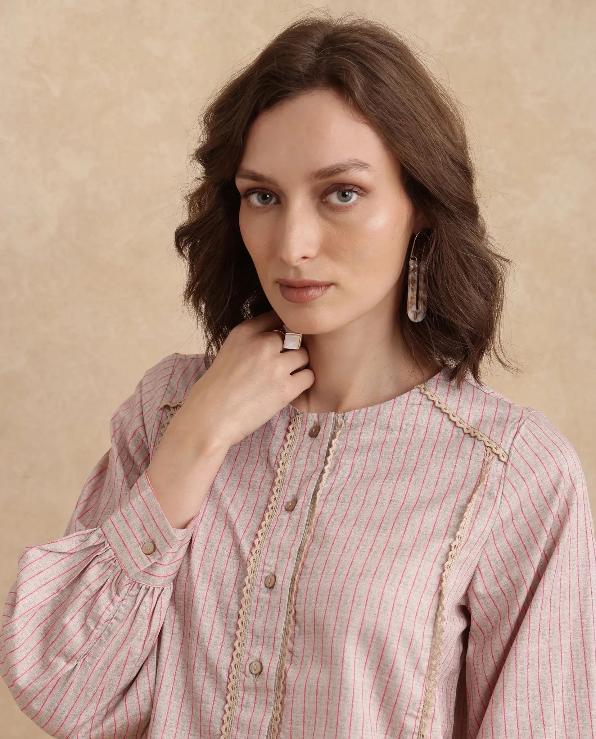 Rareism Women Fotopo Light Pink Bishop Sleeves Mandarin Collar Regular Fit Flannel Print Shirt