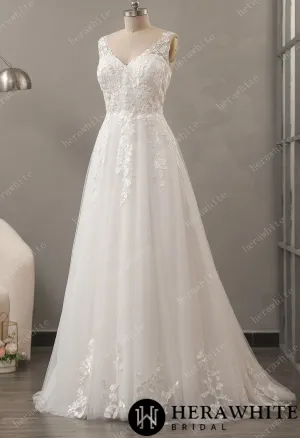Relaxed A-Line Wedding Dress with Lace Up Back