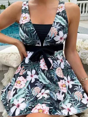 Sleeveless tankini two-piece swimsuit with leaf print