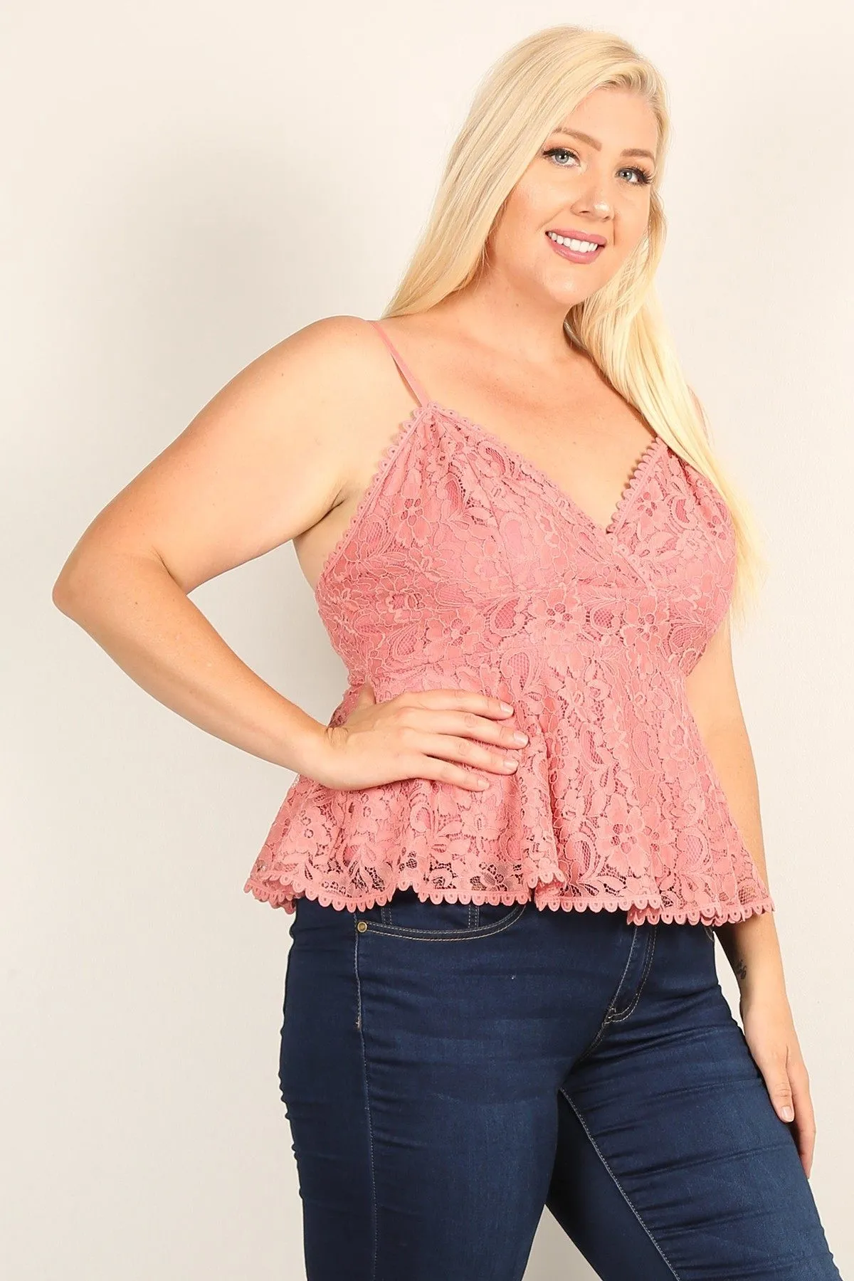 Women's Plus Size Lace Sleeveless Top